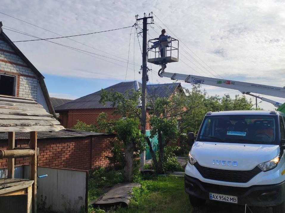 В Чугуеве вернули электроснабжение в 800 домовладений