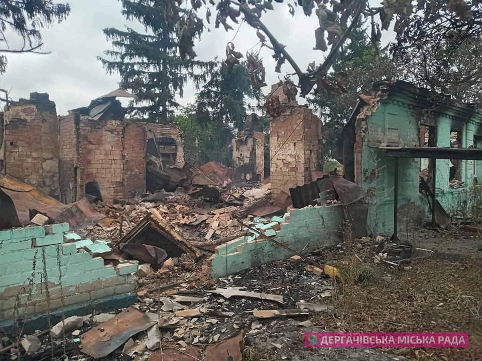 Окупанти вщент зруйнували дитячий садочок на Дергачівщині