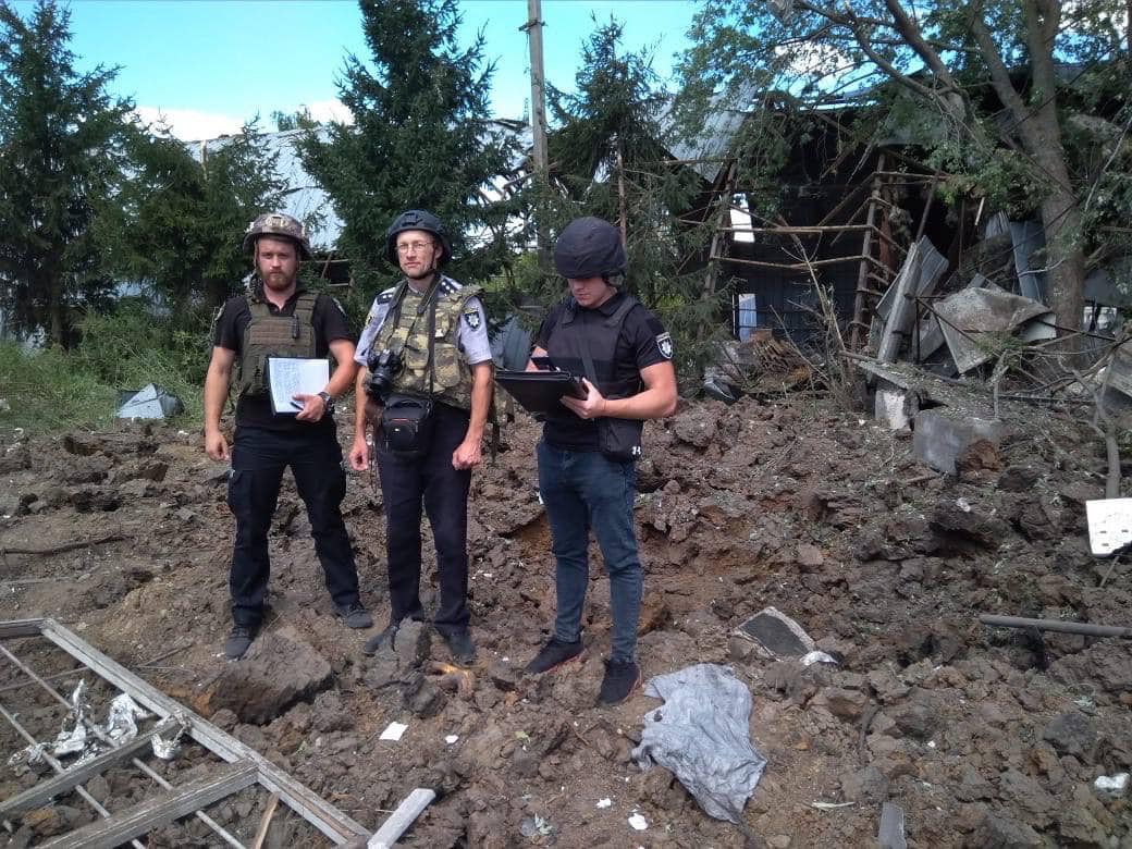 Обстрел Харькова: две ракеты С-300 попали в административные объекты возле Окружной (фото)