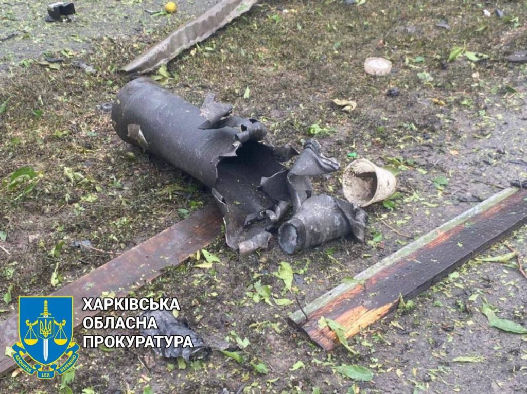 Обстрел Харькова: ранены 8 сотрудников шиномонтажа, проезжающий мимо водитель погиб (фото)