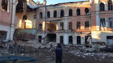 Ракетный удар по центру Харькова: количество пострадавших до сих пор неизвестно (фото)
