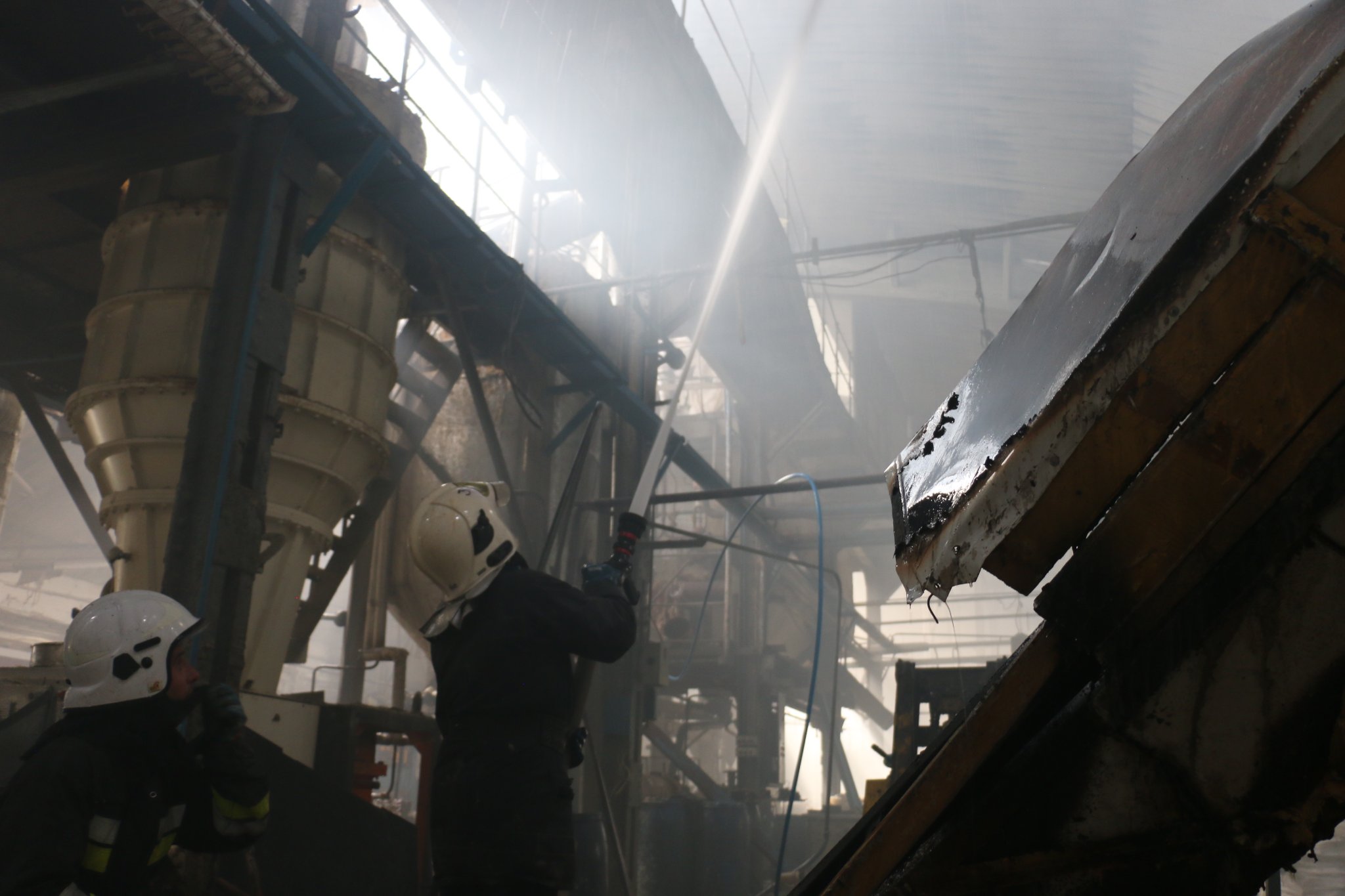 Пожар в цеху предприятия в Харькове