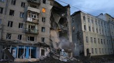 Ночные «прилеты» в Харьков: разрушены жилой дом, склад и очередная школа (фото)