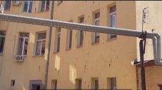 Разрушенное ночным российским обстрелом здание в Новобаварском районе Харькова могут восстановить (видео)