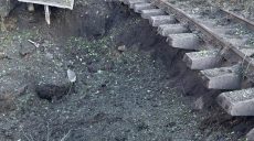 Ракеты, прилетевшие в Харьков в 4 утра, ударили недалеко от жилых домов и школы (фото)