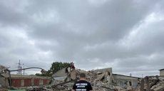 Прокуратура показала наслідки нічного обстрілу Рогані (фото)