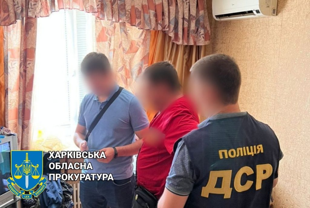 Подарил оккупантам автомобили: эксдепутату сельского совета сообщили о подозрении
