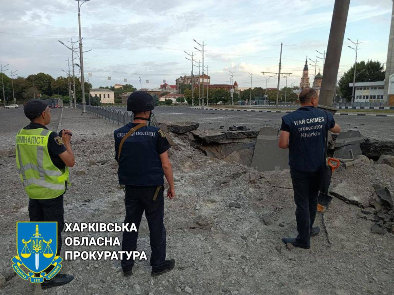 Несколько домов в центре Харькова разрушены в результате ракетного удара