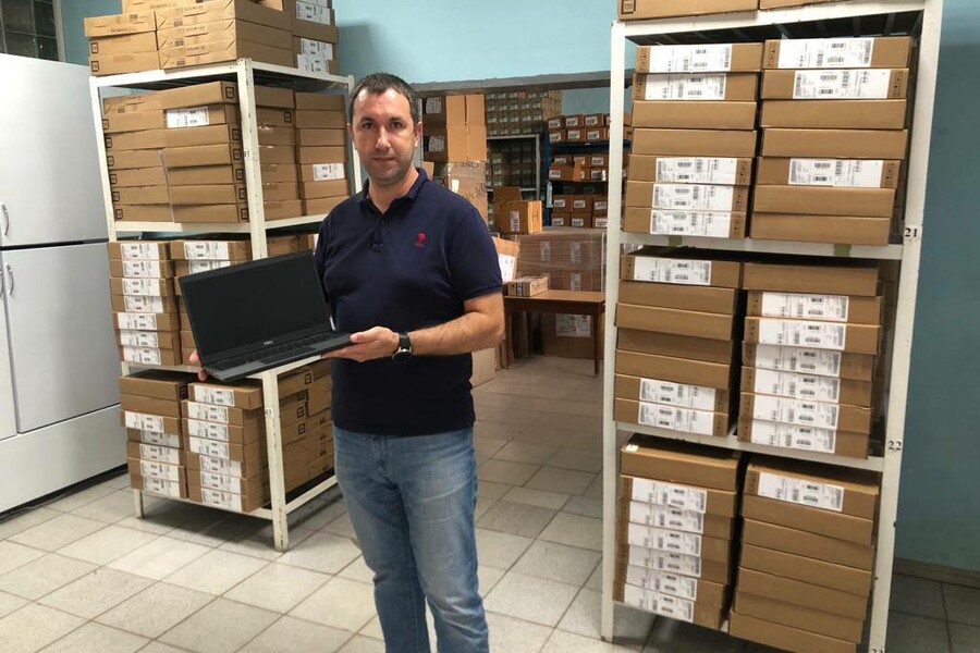 Харьковские медики получат ноутбуки из Франции