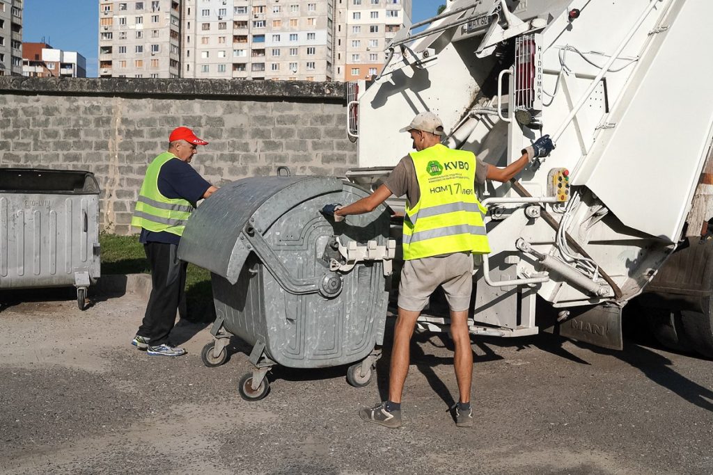 Коммунальщики в июле вывезли с «Горизонта» 4,6 тыс. куб. м мусора