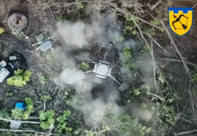 Харьковская ТрО повредила новейший российский противодронный комплекс (видео)