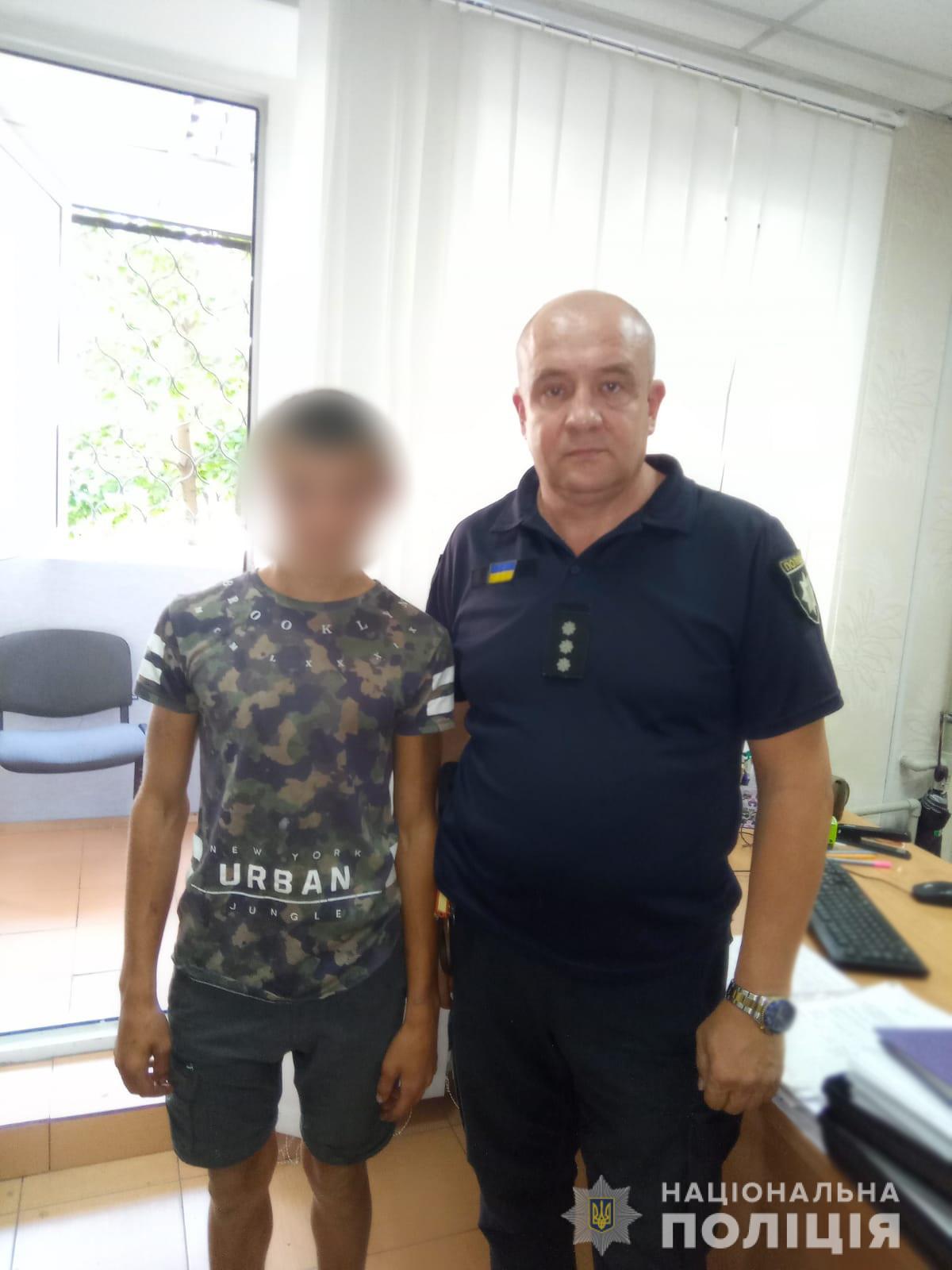 На Харьковщине мать избила 15-летнего сына и выгнала из дома