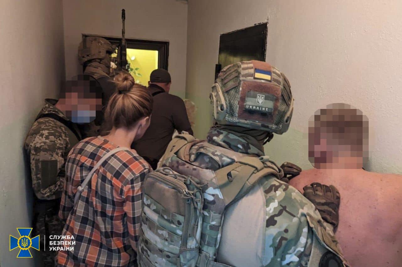 СБУ арестовывает коллаборанта в Харькове