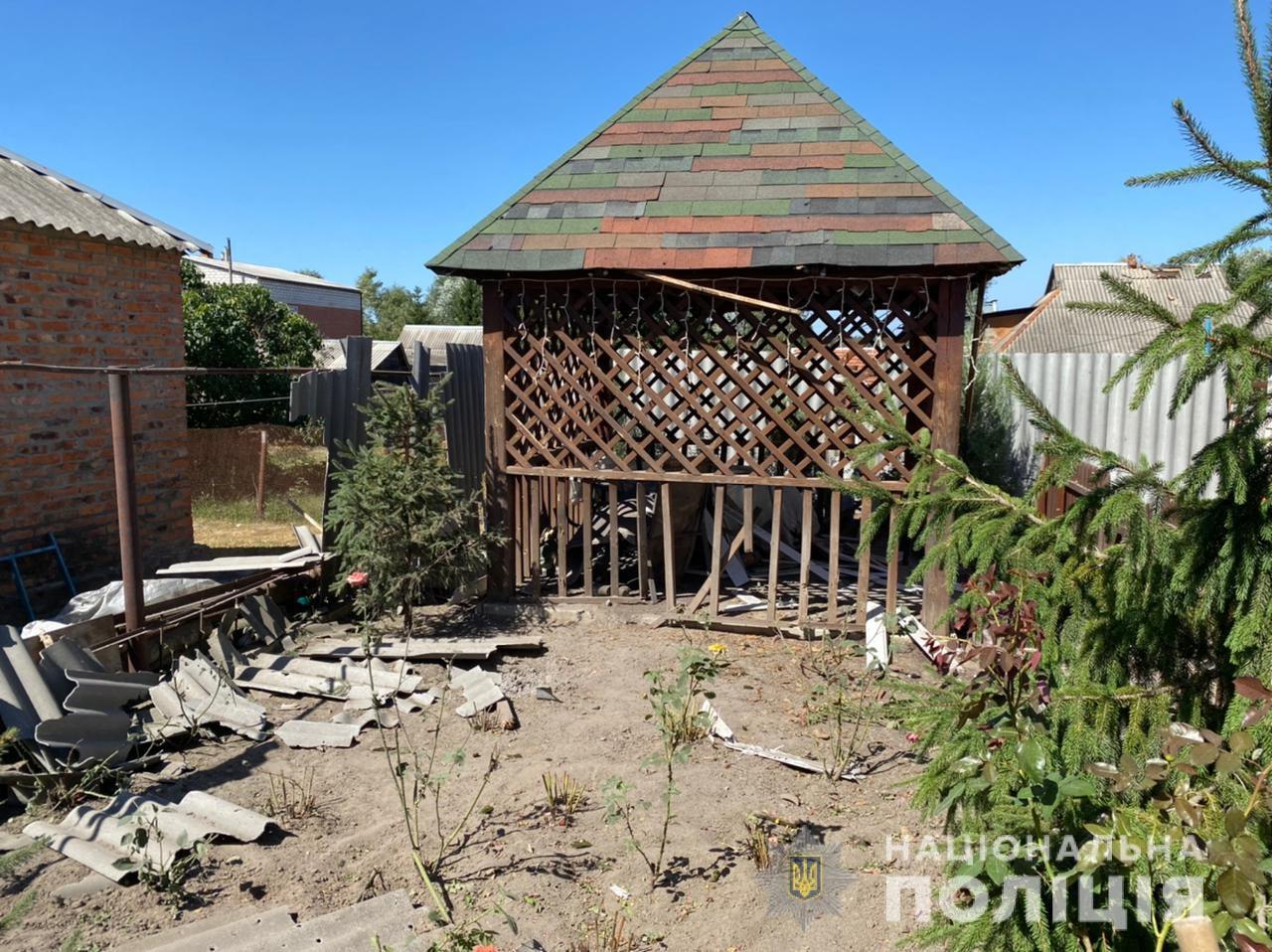 В результате обстрелов в Малой Даниловке было разрушено 11 домов, ранены два человека 