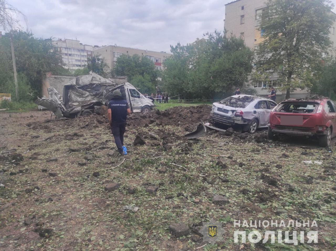 Оккупанты нанесли ракетный удар по поселку Слобожанскому на Харьковщине 