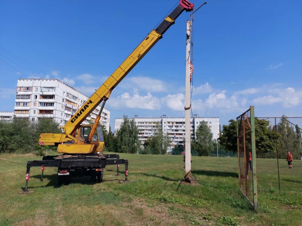 Мерію Харкова просять відновити вуличне освітлення у двох мікрорайонах