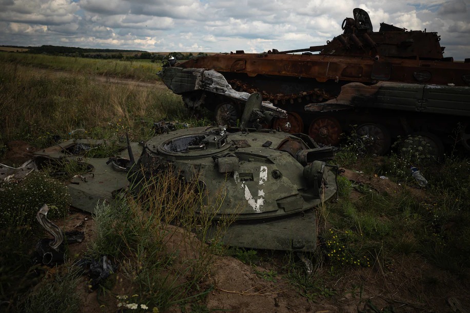 Это артиллерийская война, но Украина все равно убивает танки Джавелинами — Washington Post (фото)