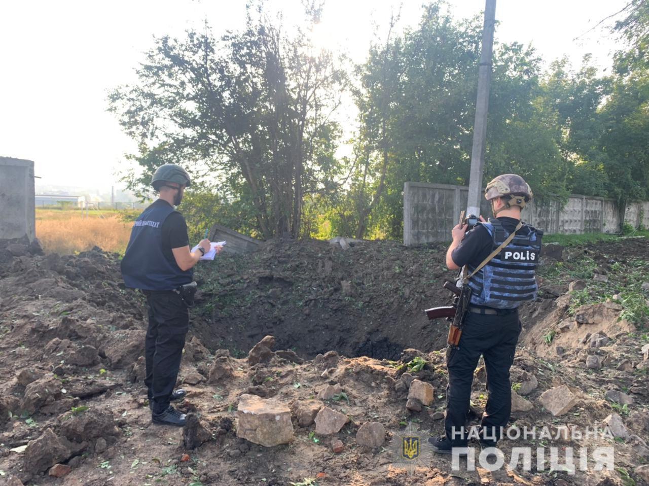 Воронки после обстрела Харькова 3 и 4 августа