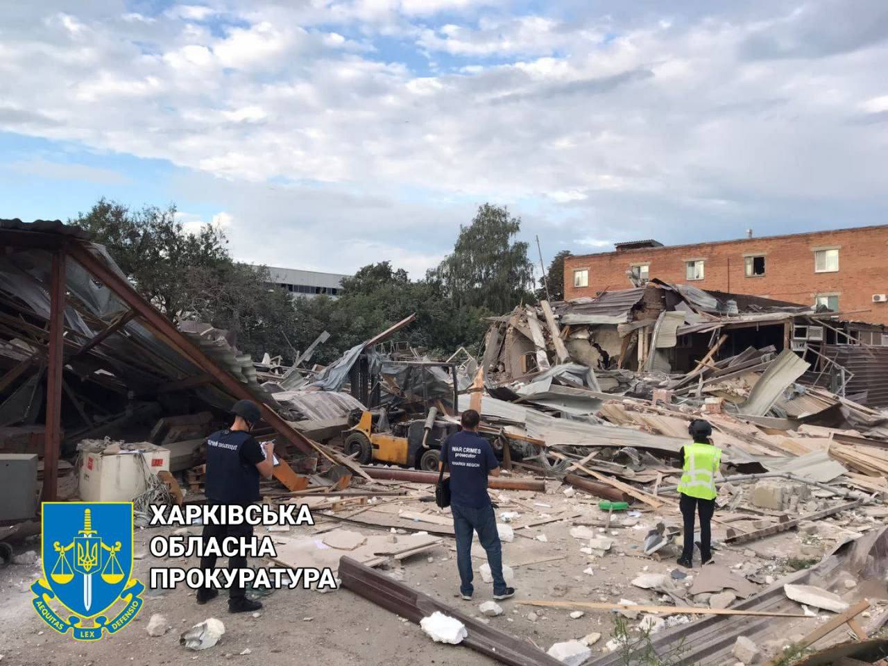 Разрушения после ночного обстрела Харькова 6 августа