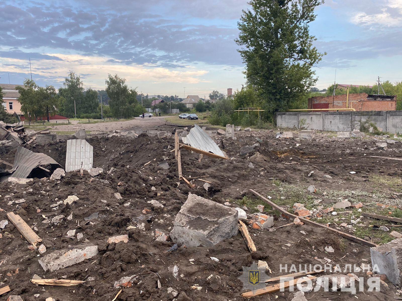 Российские оккупанты обстреляли Богодухов (фото)