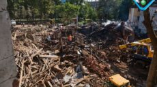 Количество погибших из-за обстрела общежития в Харькове возросло до 12 (фото)
