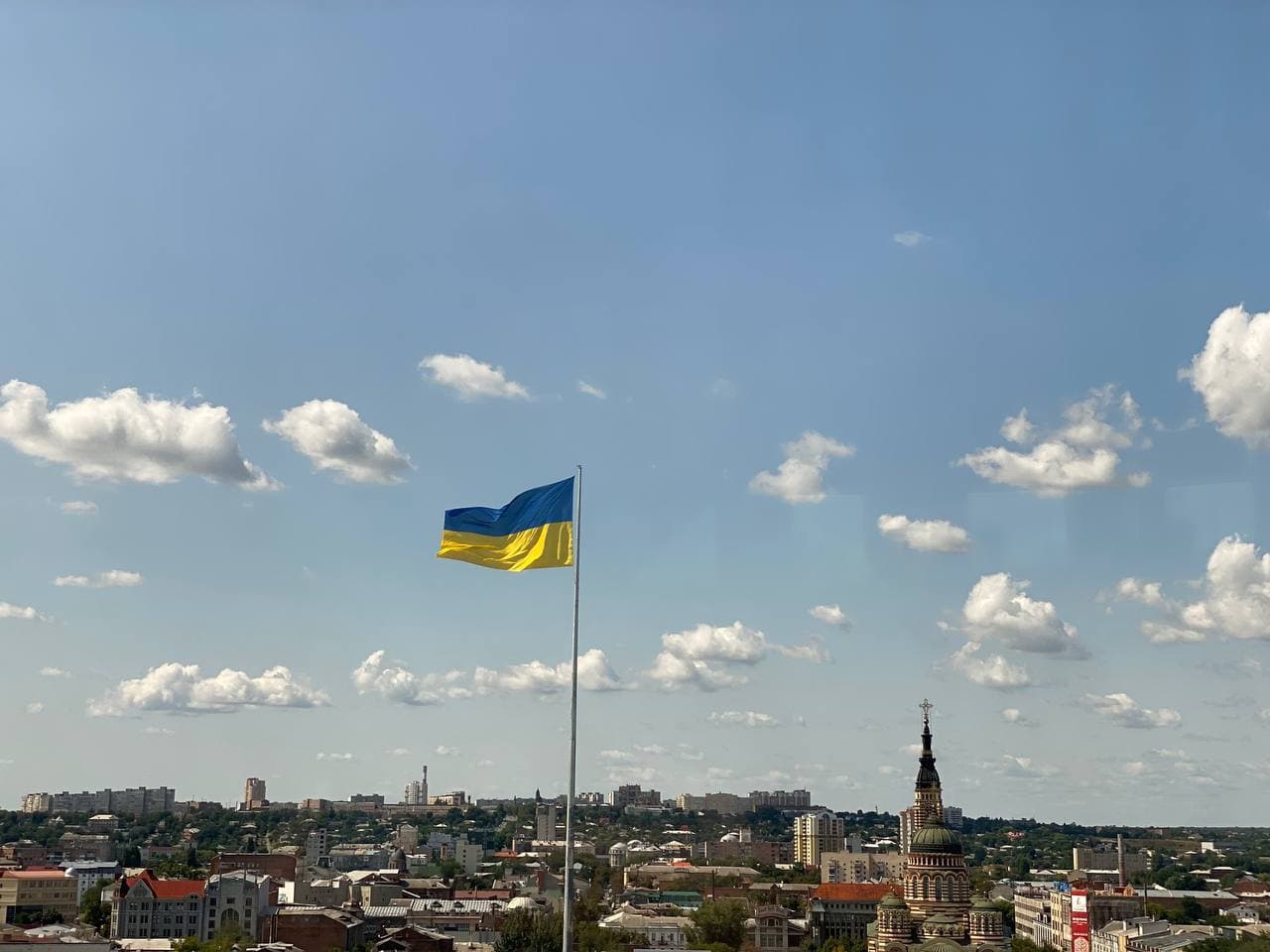 60% жителей востока Украины называют родным языком украинский — соцопрос