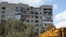 У харківській багатоповерхівці, яку обстріляли окупанти, підключили газ