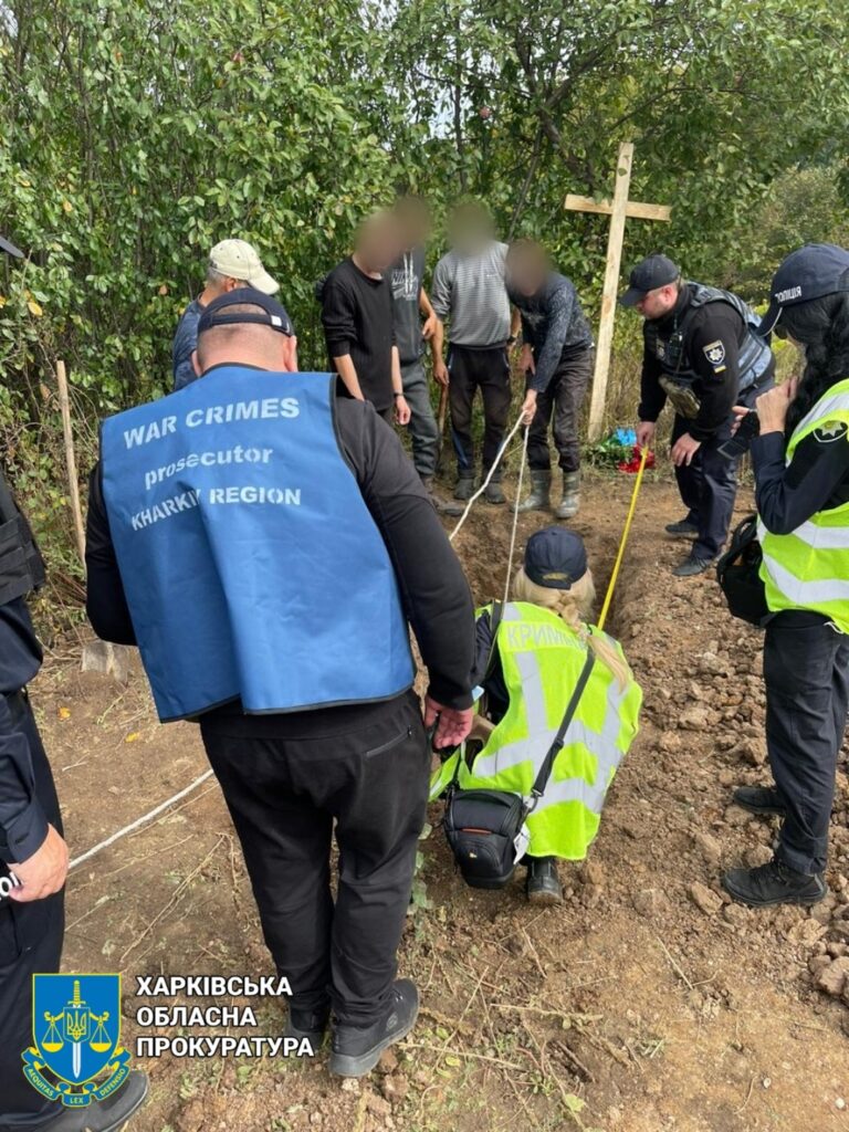 В селе под Харьковом погибли четыре человека, которые подорвались на растяжке