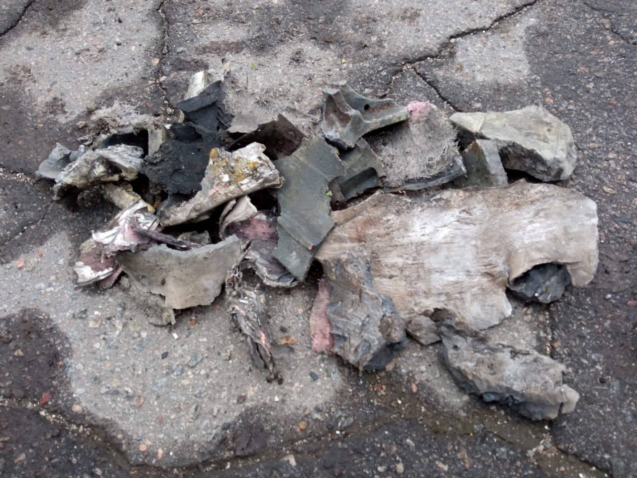 Нічний “приліт” у Харкова: ракета влучила у лісосмугу