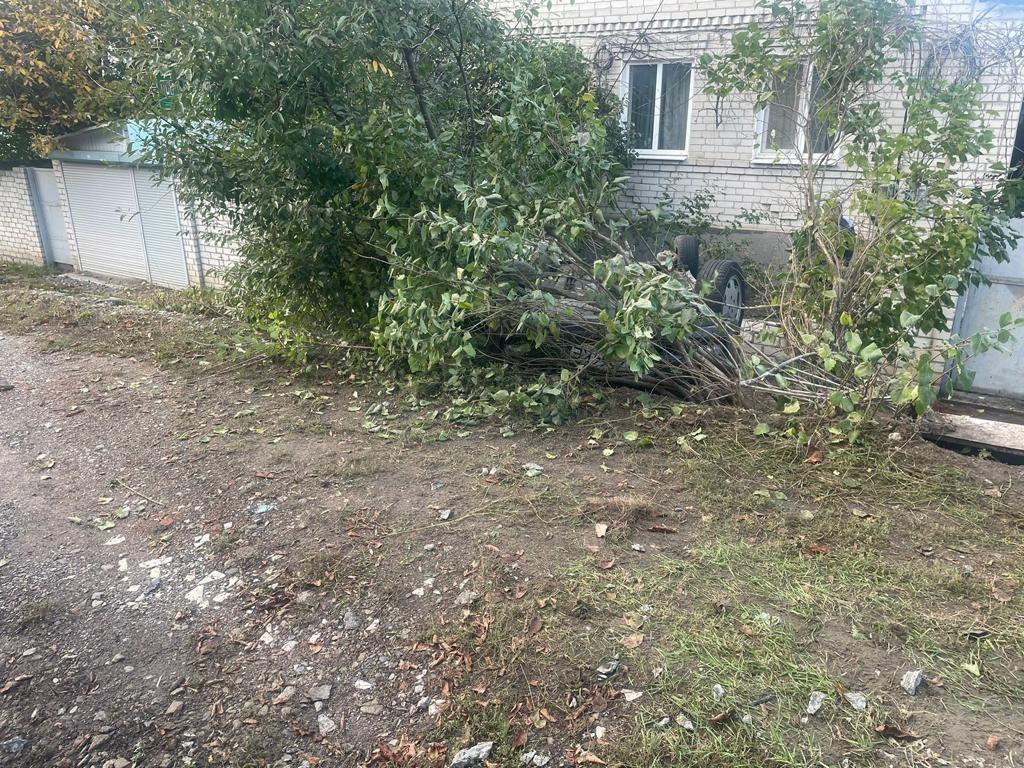 В Харьковской области пьяный водитель устроил ДТП с переворотом