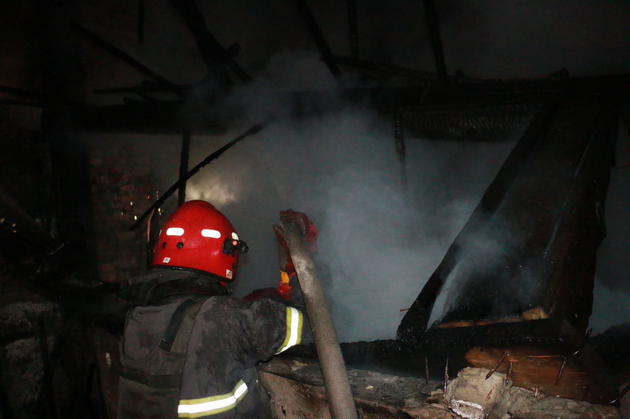 На Харьковщине из-за вражеских обстрелов вспыхнуло четыре пожара