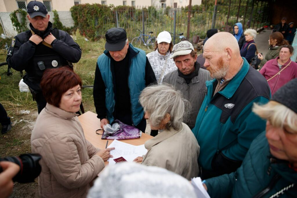 В освобожденных Липцах и Черкасских Тишках начали выдавать пенсии