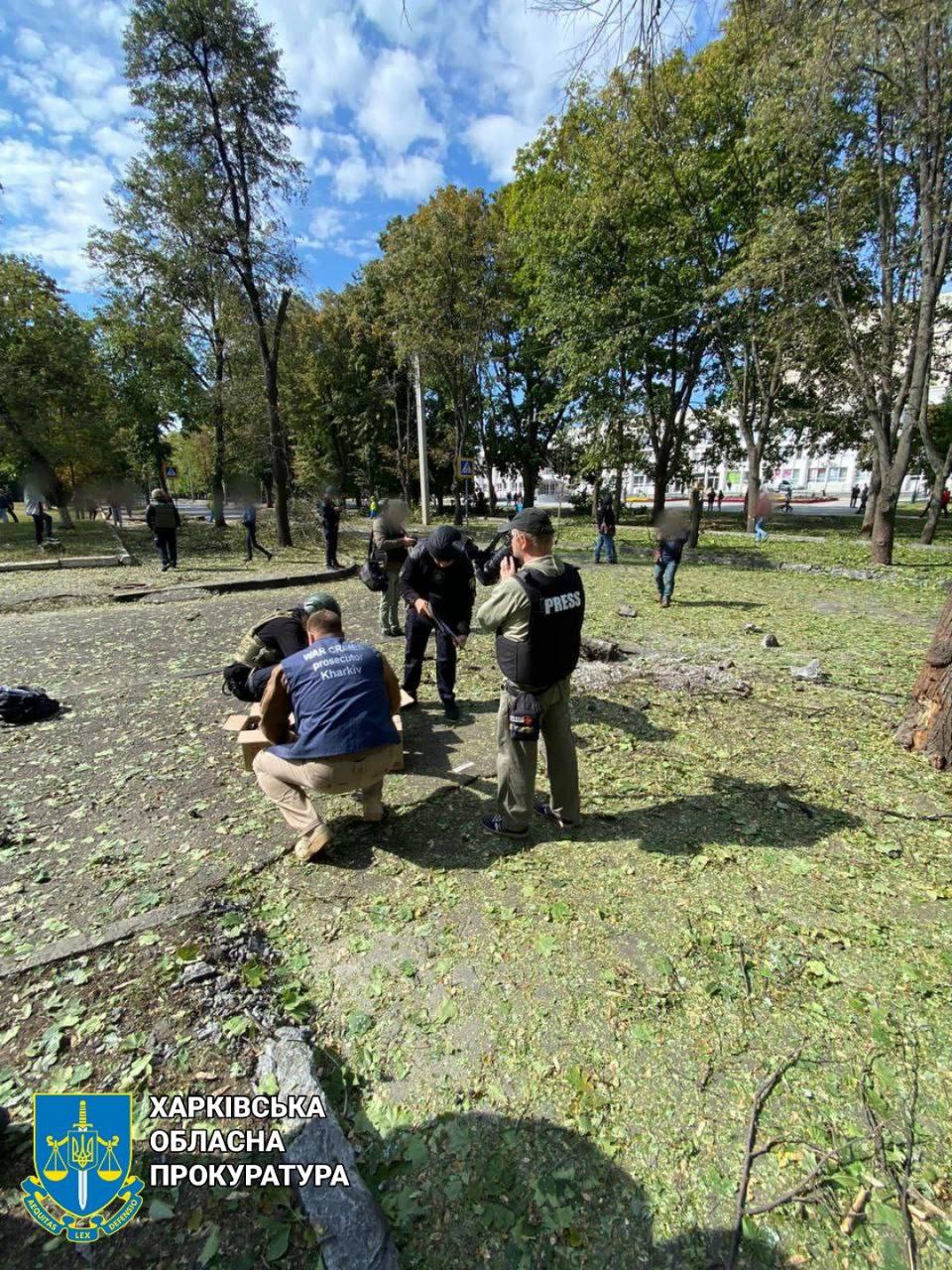 Окупанти обстріляли Харків із РСЗВ “Ураган”: загинули двоє чоловіків