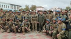 Над Ізюмською мерією у присутності Зеленського підняли прапор України (фото)