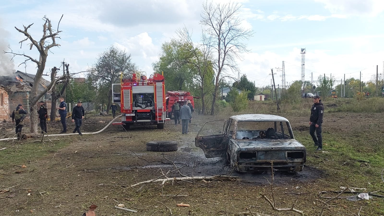 поліція фіксує наслідки обстрілів Харківщини