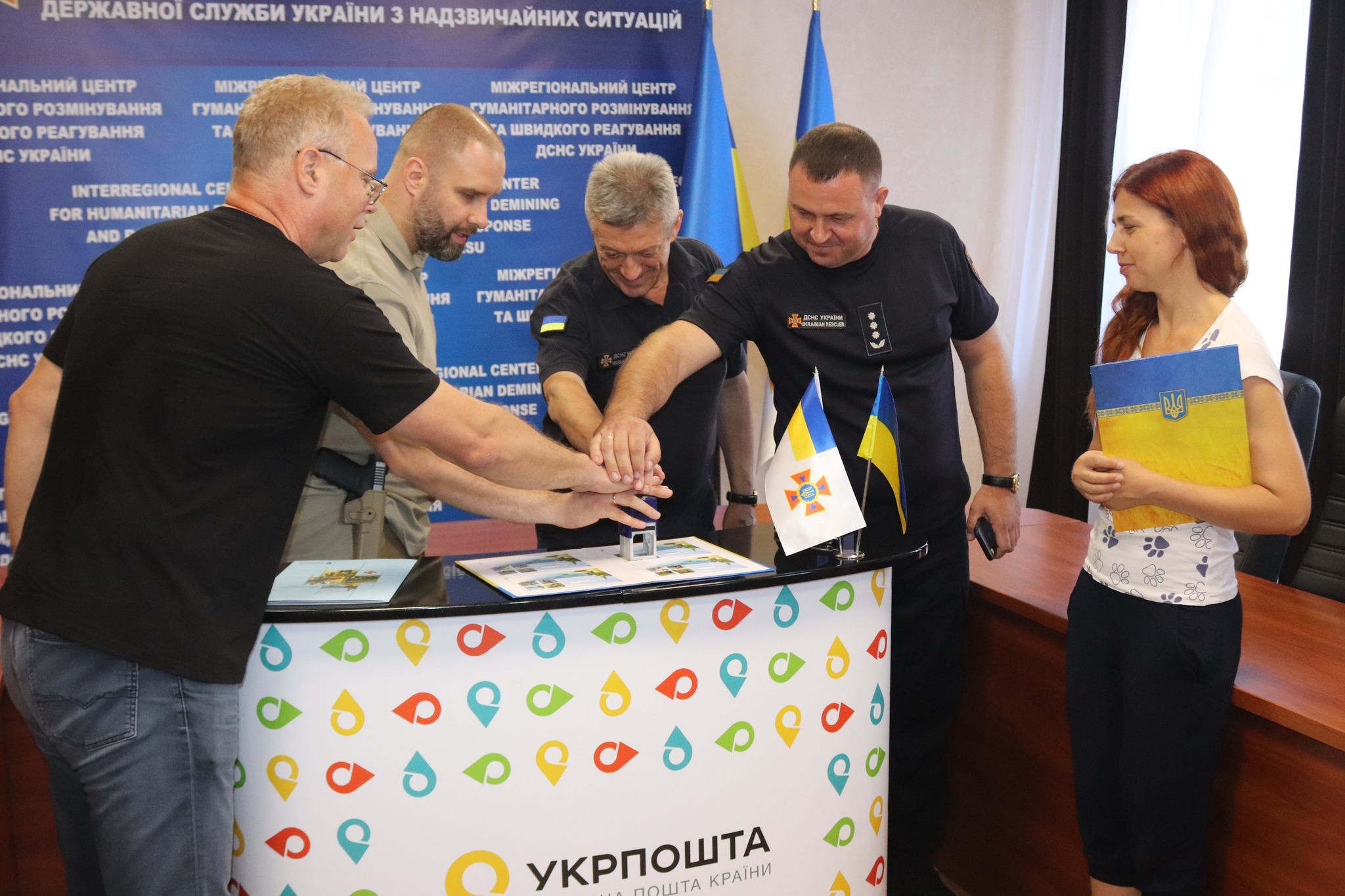 Волобуев и Синегубов гасят марку Пес Патрон в Харькове