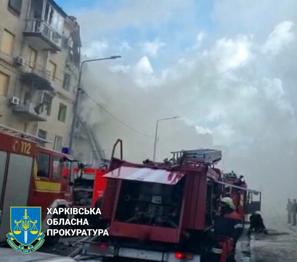 Утренний обстрел Харькова: С-300 разрушила жилой дом в центре города (фото)