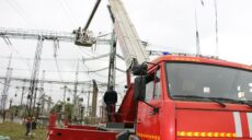 Рятувальники розбирають завали на зруйнованих об’єктах Харківщини (фото)