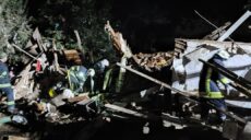 На Харківщині під час нічного “прильоту” під руїнами будинку загинула жінка