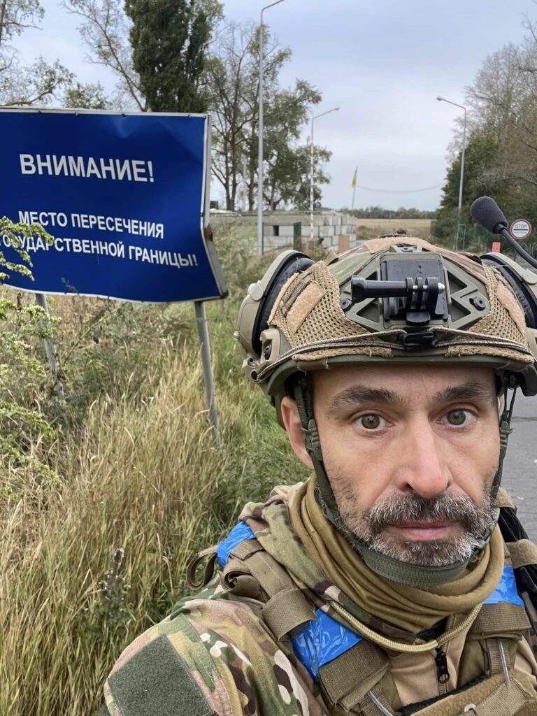 ВСУ установили Флаг Украины на границе с РФ на Харьковщине (видео)