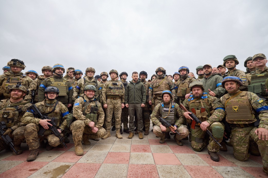 “Повернувся з Харківщини”: Зеленський потрапив у ДТП, але записав звернення