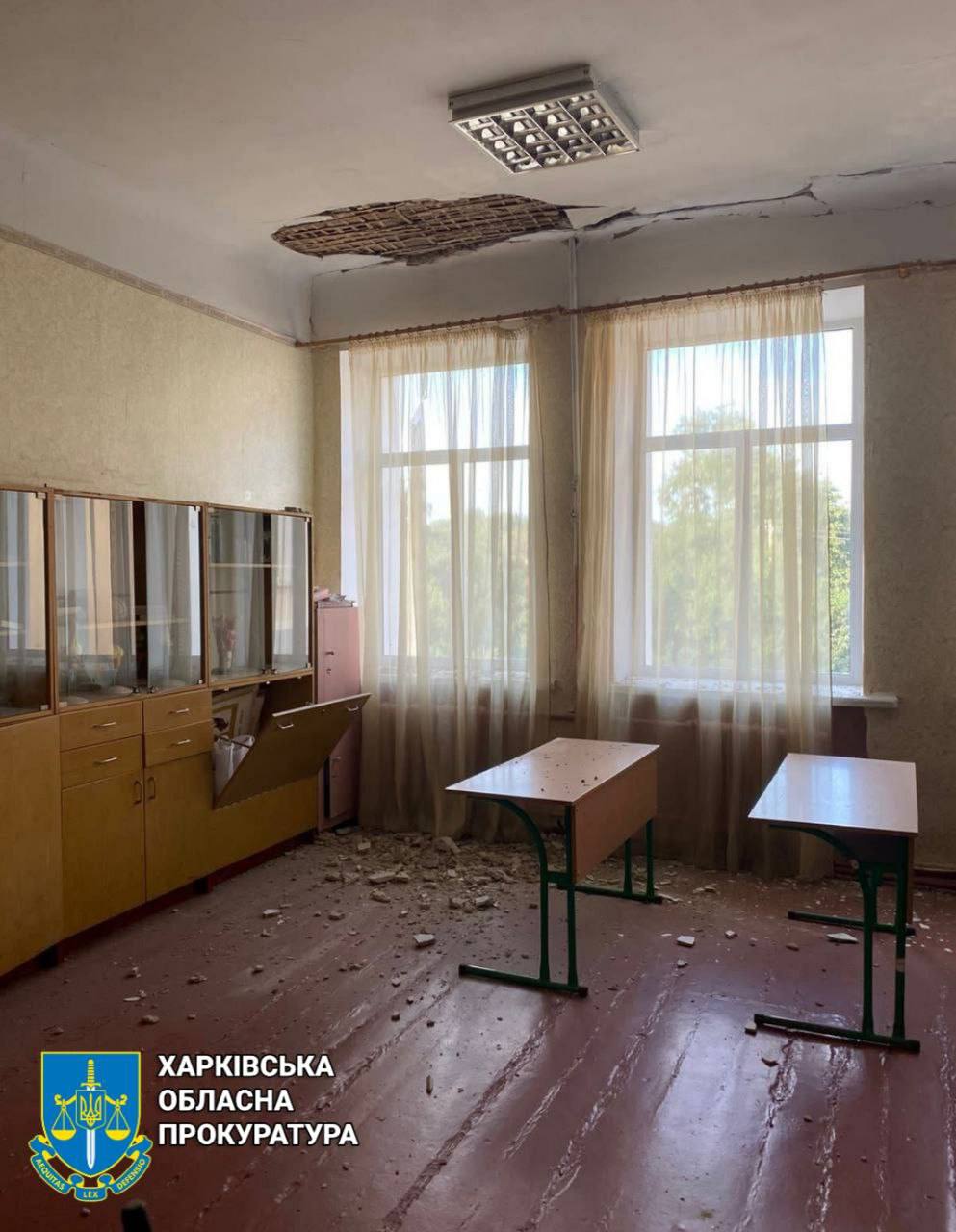 Школьный кабинет в Харькове после ночного обстрела 3 сентября
