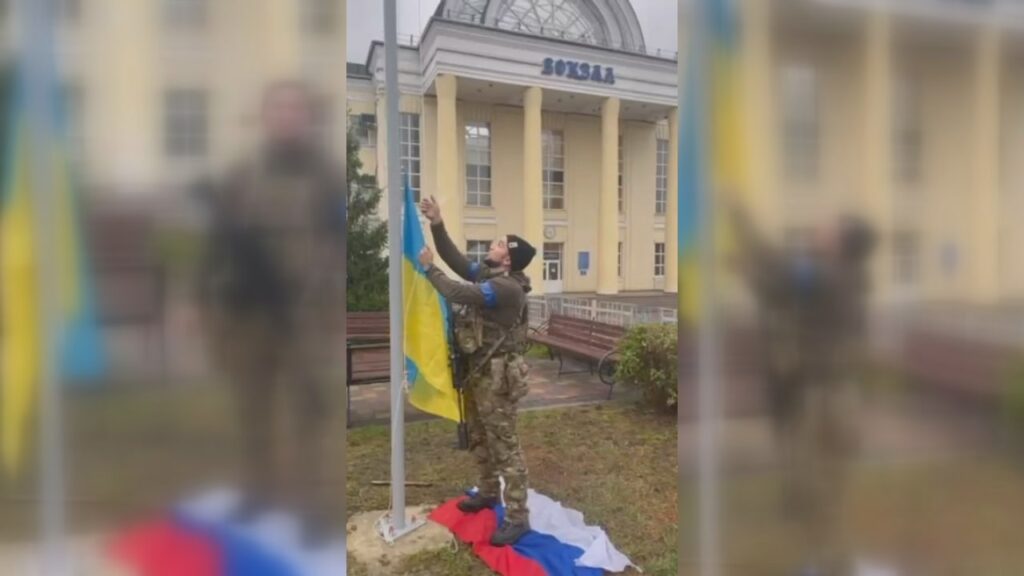 В Купянске-Узловом подняли флаг Украины — видео ГУР Минобороны