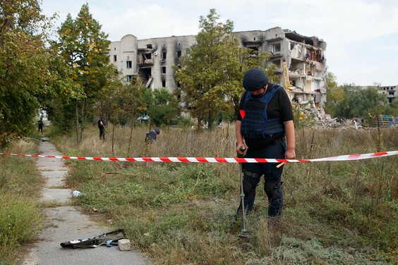 80% будівель в Ізюмі зруйновано, місто розміновують (фото, відео)