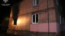 В Харьковском районе горела двухэтажка, один из жильцов погиб (фото)