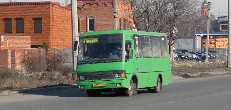 Синегубов: В Харьковской области восстановили более 100 автобусных маршрутов