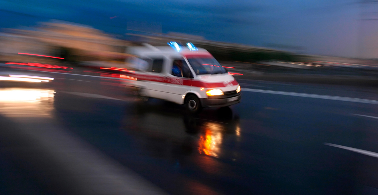 “Швидка”, що їхала на виклик в Балаклію, підірвалася на міні: водій загинув