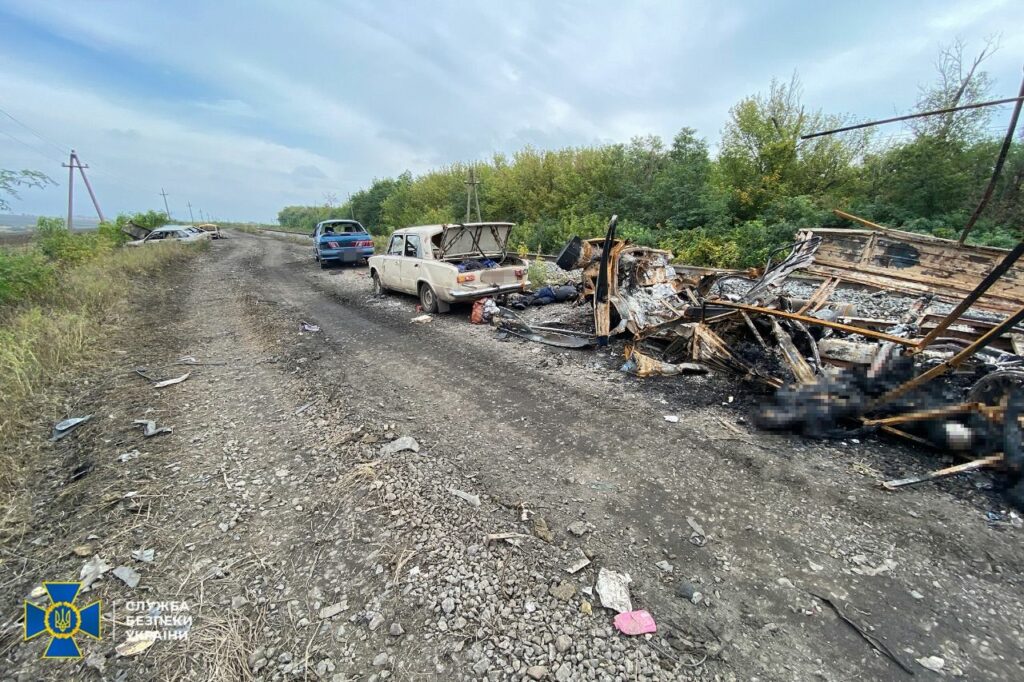 У розстріляній автоколоні на Харківщині – 10 загиблих дітей (фото)