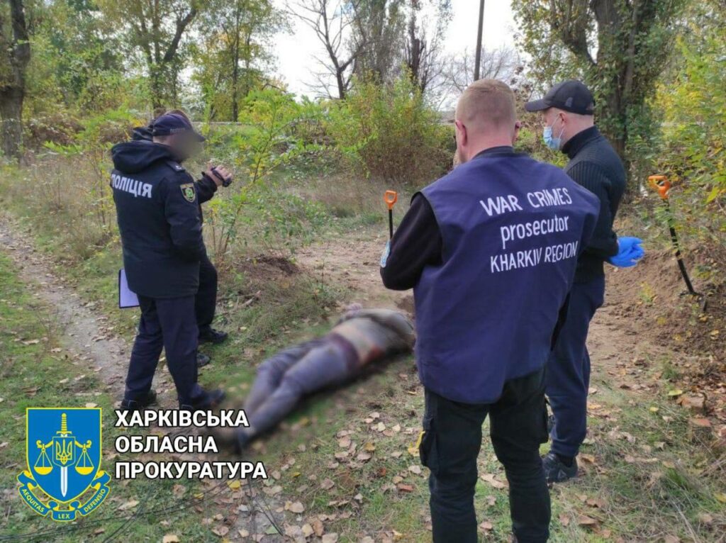 Три трупа гражданских нашли в освобожденном поселке Купянск-Узловой (фото)