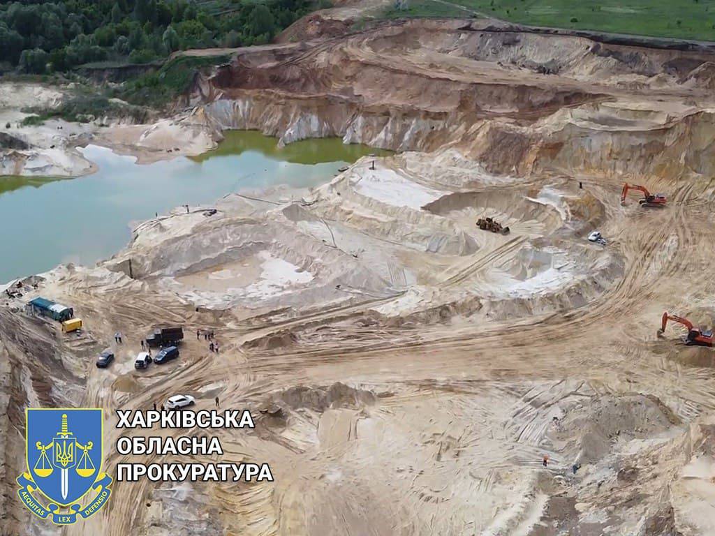 Незаконний видобуток піску під Харковом на млрд грн: справу передали до суду